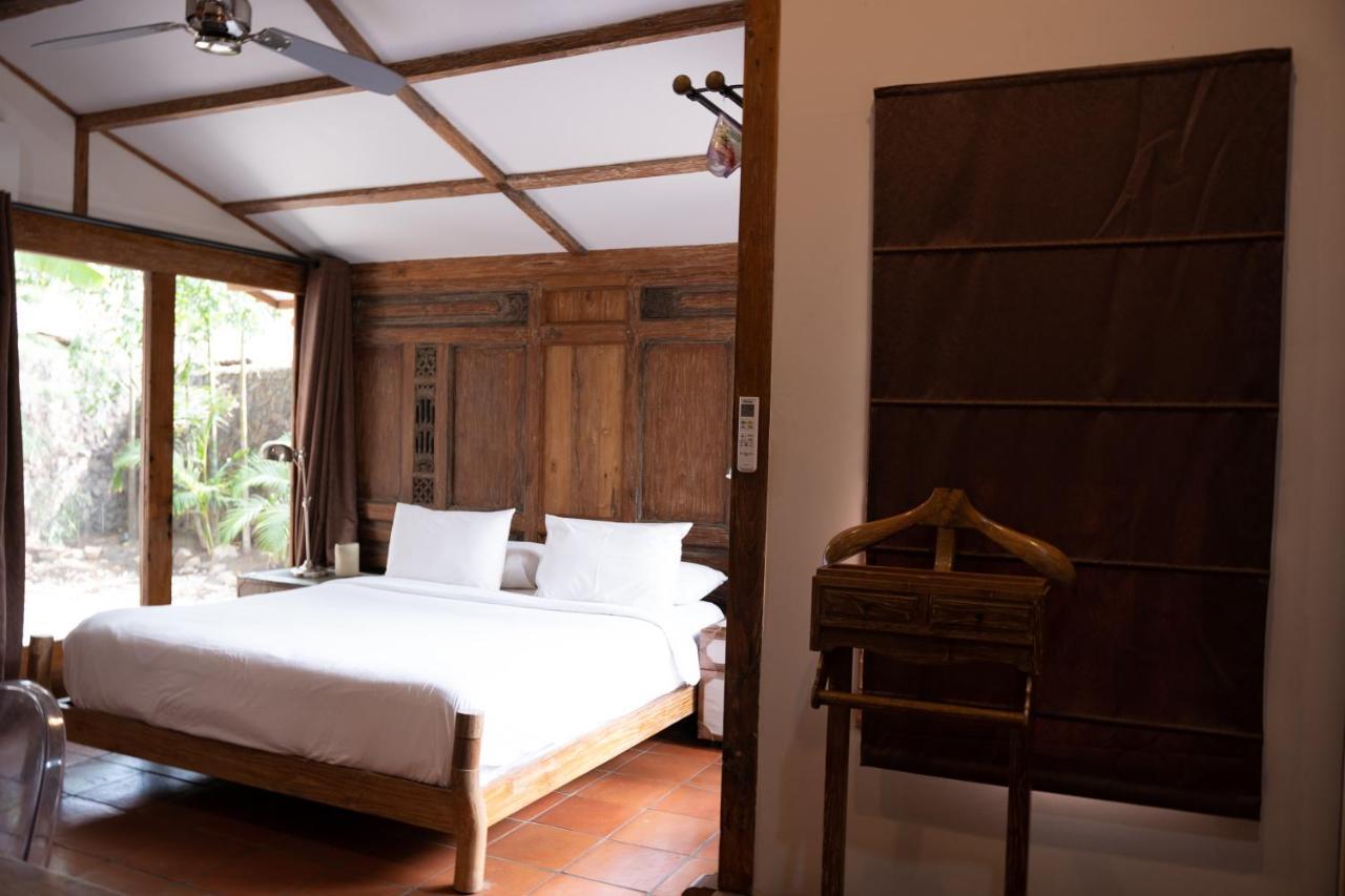 Villa Bhuvana With Private Swimming Pool Gili Trawangan Exterior photo
