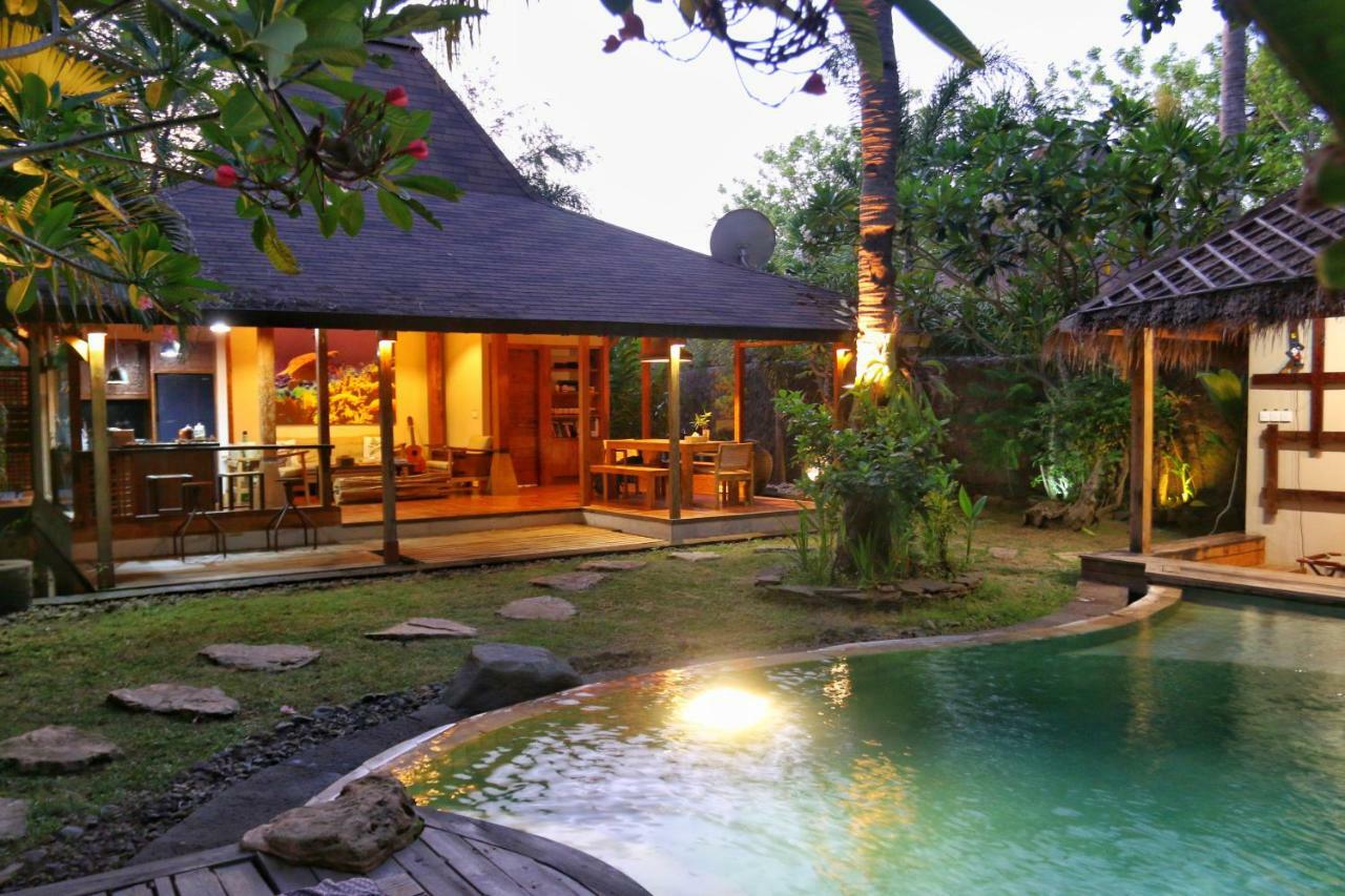 Villa Bhuvana With Private Swimming Pool Gili Trawangan Exterior photo