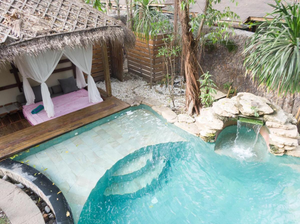 Villa Bhuvana With Private Swimming Pool Gili Trawangan Exterior photo
